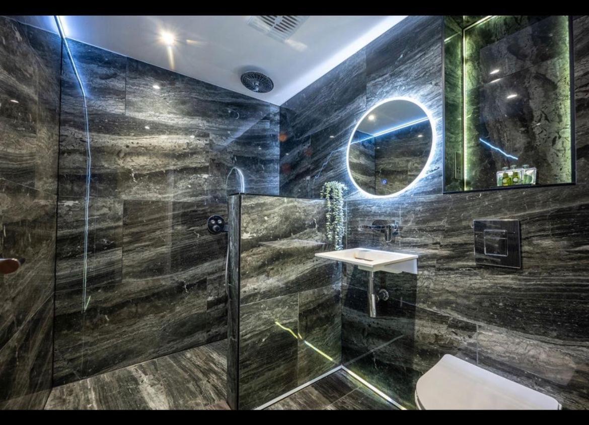 אדינבורו Royal Mile Apartment 2Bedroom מראה חיצוני תמונה